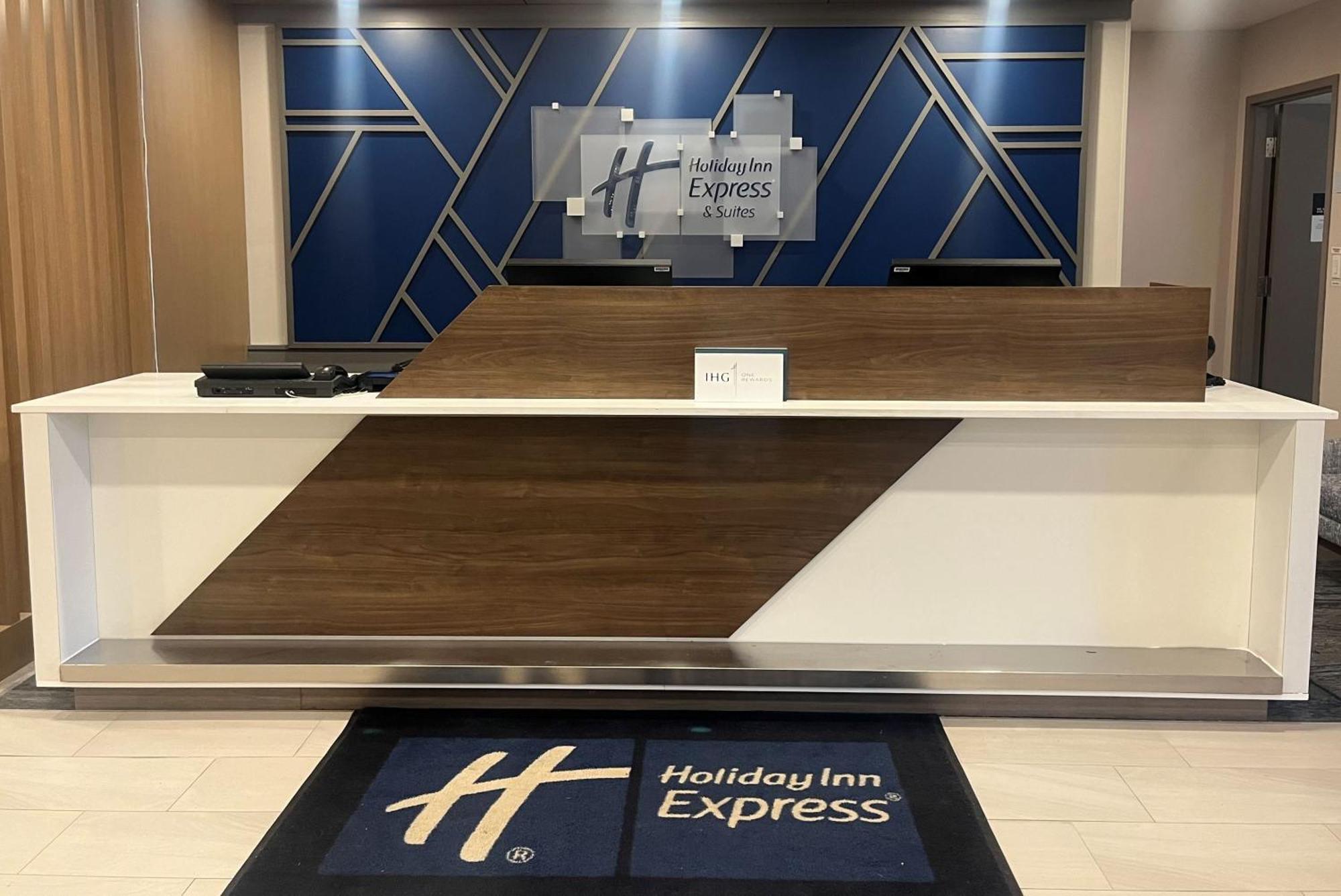 Holiday Inn Express & Suites Huntsville By Ihg Extérieur photo