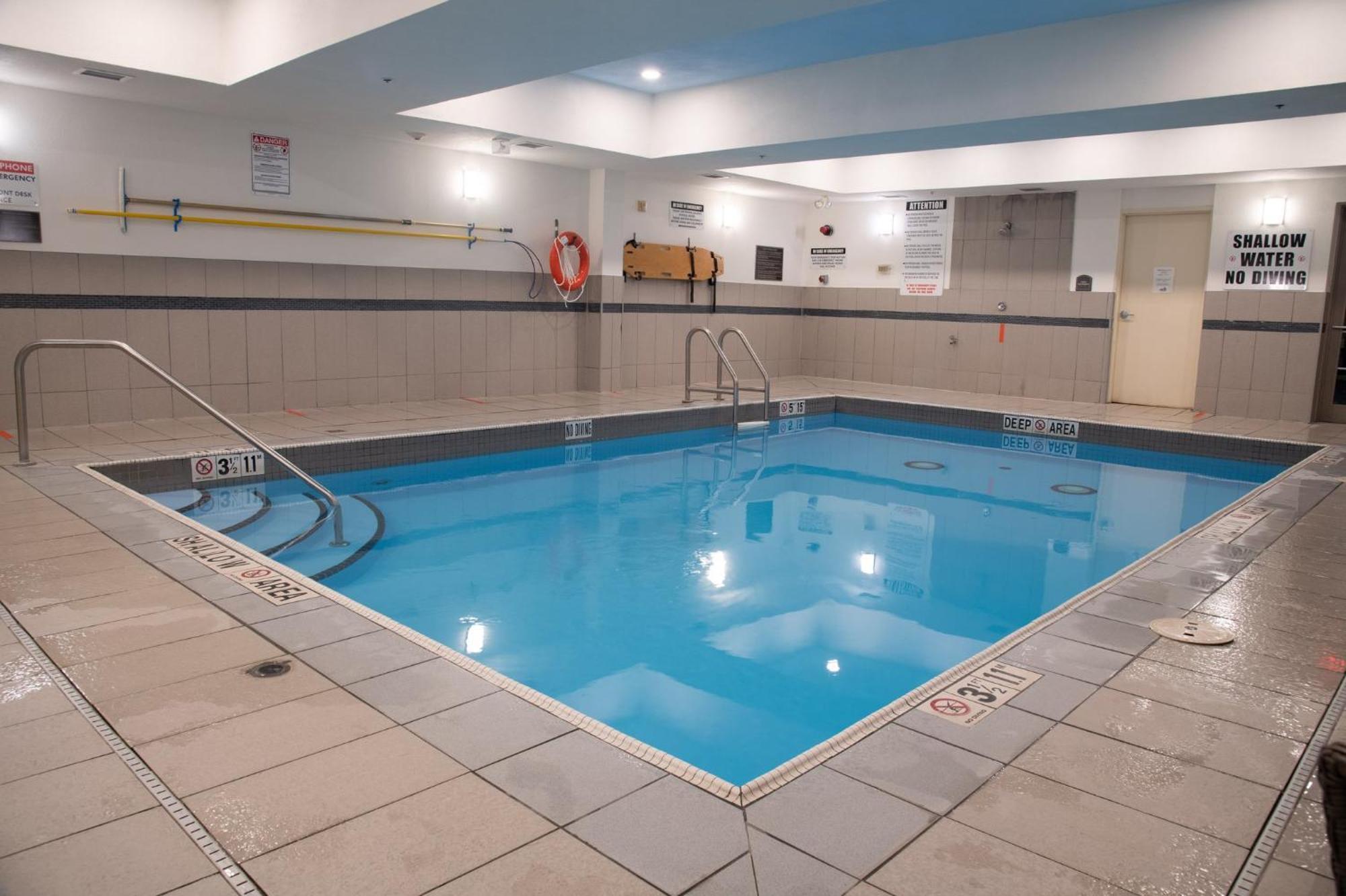 Holiday Inn Express & Suites Huntsville By Ihg Extérieur photo
